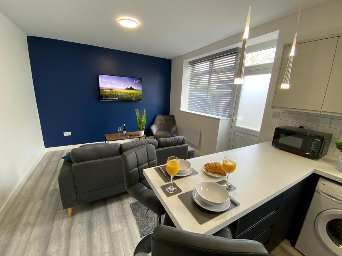 Appartamento Hu-Thirteen Apt One - Sleeps 4 Hessle Esterno foto